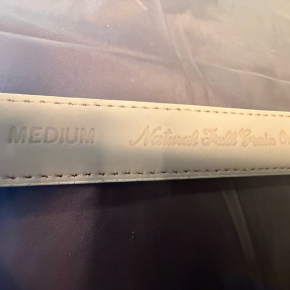 Nordstrom White Leather 7/8” Wide Belt with Gold Buckle Size Medium
